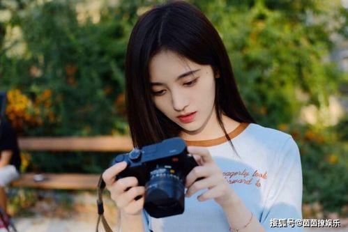 娱乐吃瓜鞠婧祎,娱乐圈的瓜田，她如何成为吃瓜群众的焦点？”